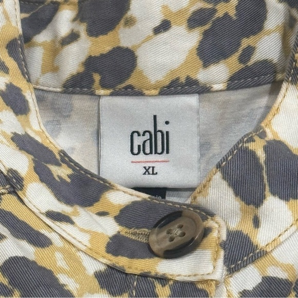 CAbi Providence Shirt Jacket in Yellow and Grey Leopard Print Women’s Size XL - Picture 9 of 12